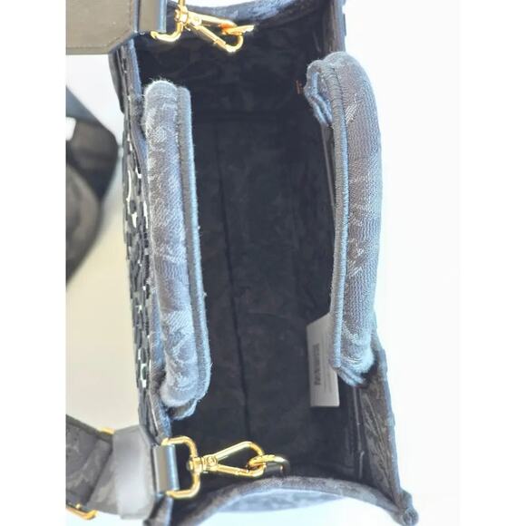 Limited Edition Barocco Athens Leopard Print with Silver Spots Tote /Crossbody - Picture 6 of 10